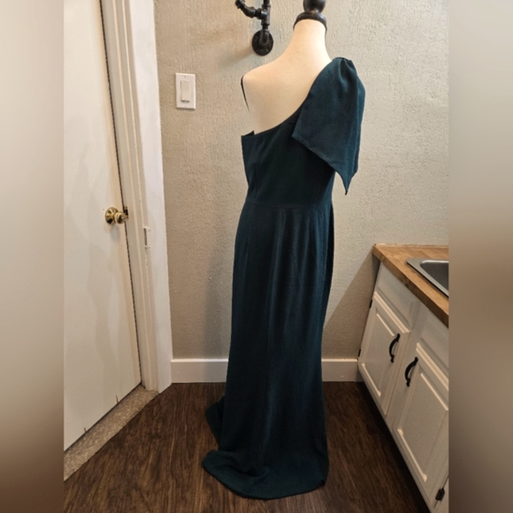 Dress The Population Georgina One Shoulder Gown Pine Green - Picture 11 of 14